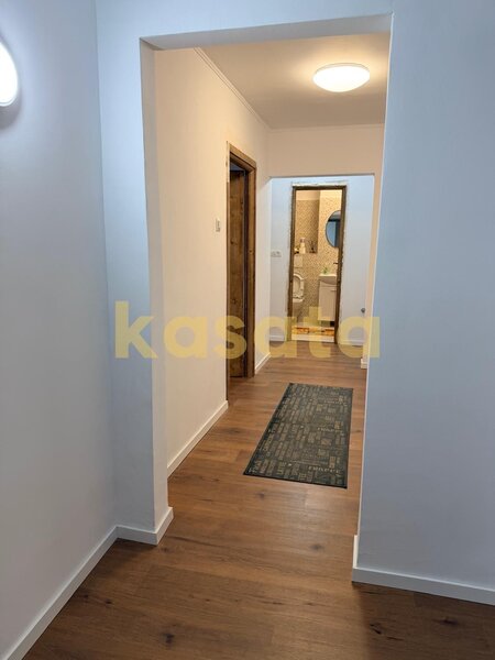 Gorjului, Metrou, apartament 3 camere, etaj intermediar.